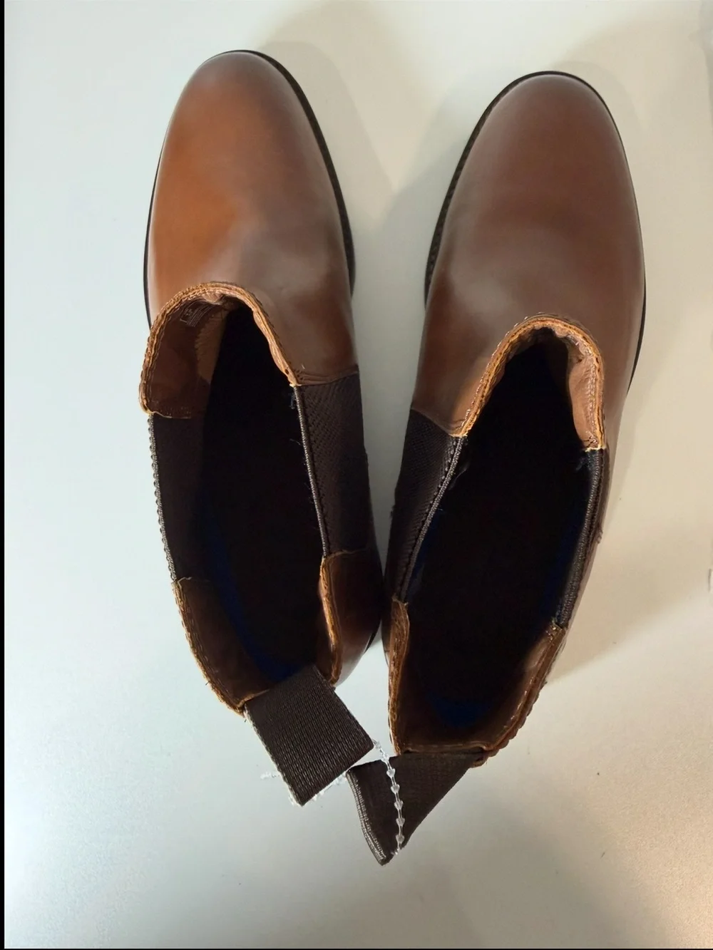 Clarks sleek tan